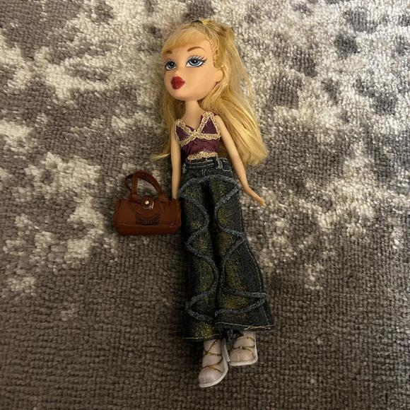 MGA Bratz Doll Chole Vintage 2001